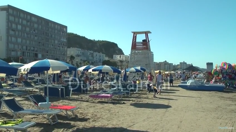 Mungesa e Baywatch-ve, reagon prefekti i Durrësit (VIDEO)