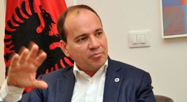 Ish-presidenti Nishani: Im bir bërtiti kur pa fytyrën time mbuluar me gjak