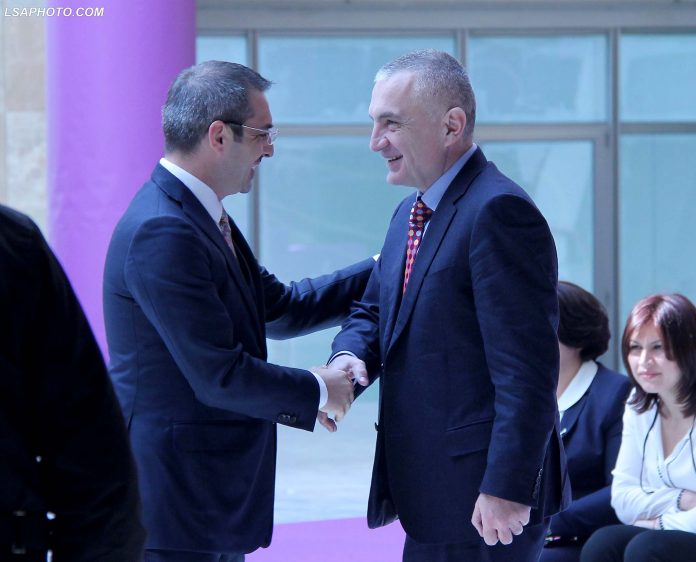 Do e dekretojë Saimir Tahirin si ministër? Përgjigjet Presidenti Meta