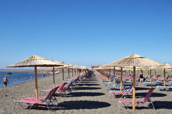 Mbytet turisti i huaj në plazhin e Golemit