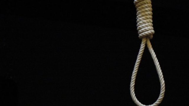 Vret veten biznesmeni, familjarët e gjejnë të varur