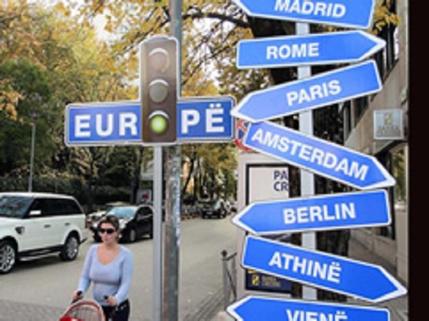 Policia holandeze kërkon rikthimin e vizave për shqiptarët