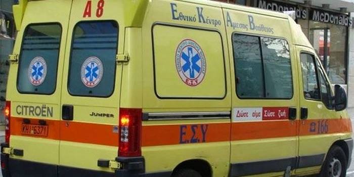 Vdes në aksident adoleshenti shqiptar