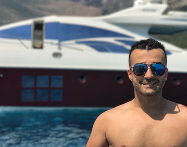 Largohet nga “Portokallia”? Ja çfarë thotë Gaz Paja (FOTO)