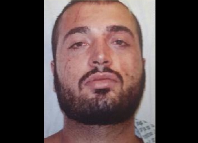 Ky është shqiptari i rrezikshëm që po e kërkon policia italiane