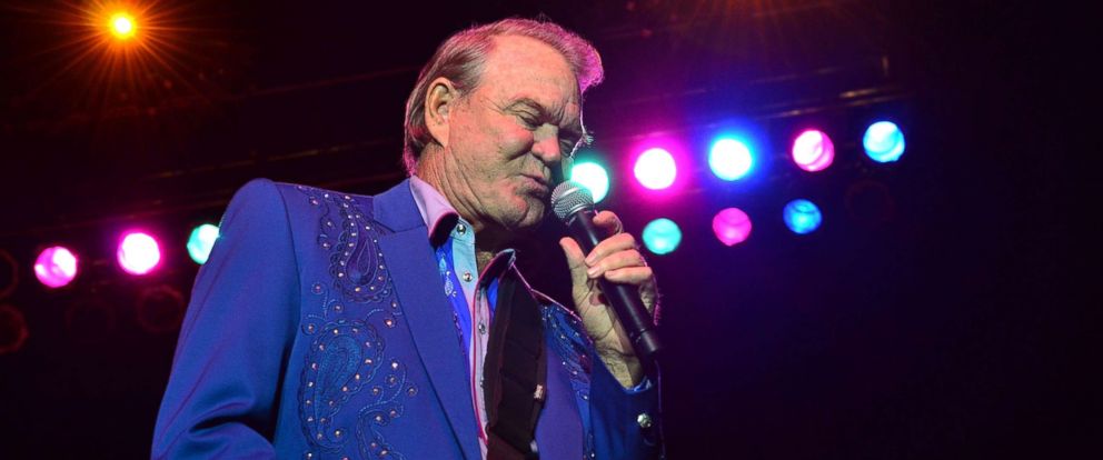 Ndahet nga jeta këngëtari me famë botërore