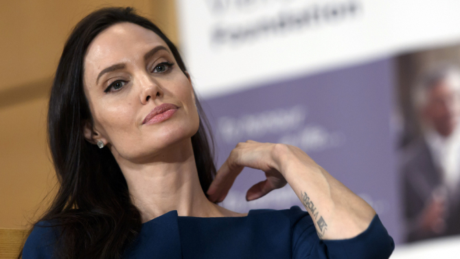 Angelina Jolie: Do doja të isha drejtuese funeralesh sepse…