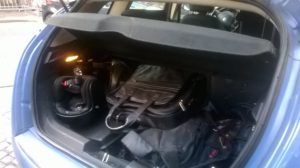 Çantë e dyshimtë para ambasadës shqiptare në Itali