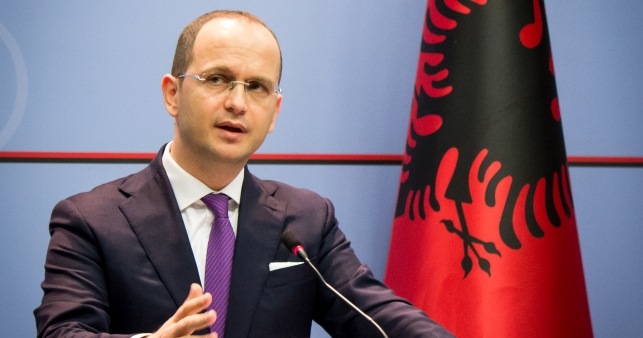 Çështja e Ballistit, Bushati : Jemi në një tryezë shahu, Serbia ka …
