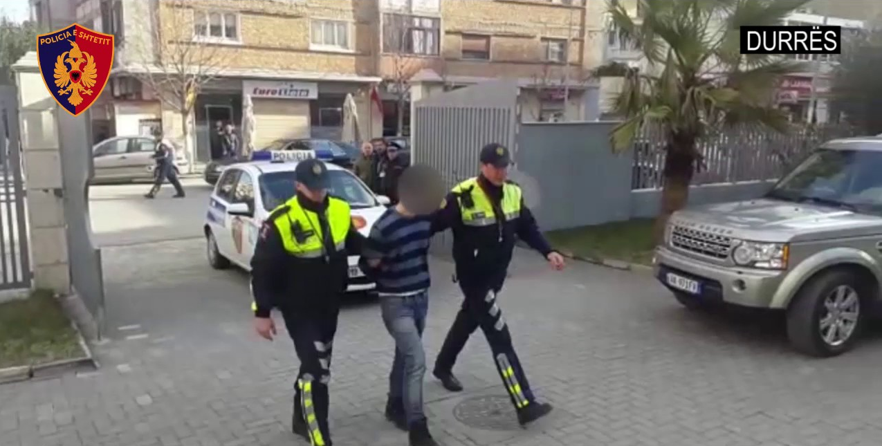 Arrestohet “tmerri” i drejtuesve të automjeteve në Durrës