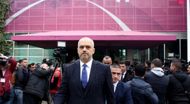 Zbardhet manuali i PS-së, 7 ‘urdhrat’ e Ramës për deputetët