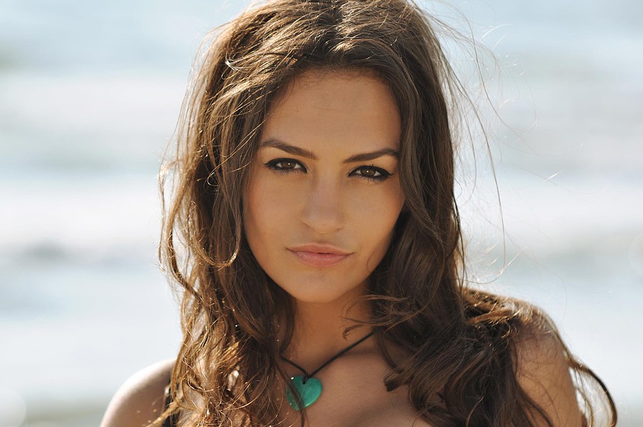 Mediat boshnjake “çmenden” pas nuses së Topallit