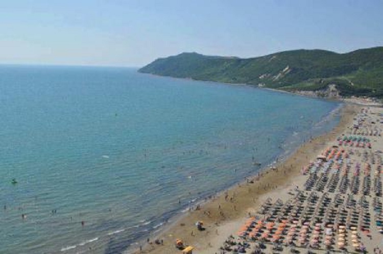 Aksion te Gjiri i Lalzit, IKMT: Fund lojërave me para, objektet pa leje do shemben