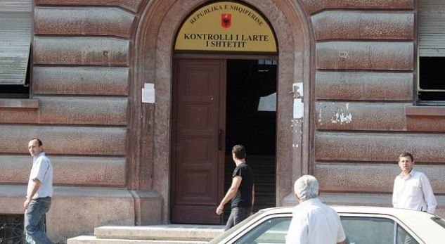 Tjetërsonin pronat shtetërore, KLSH çon në prokurori 8 punonjës të Hipotekës