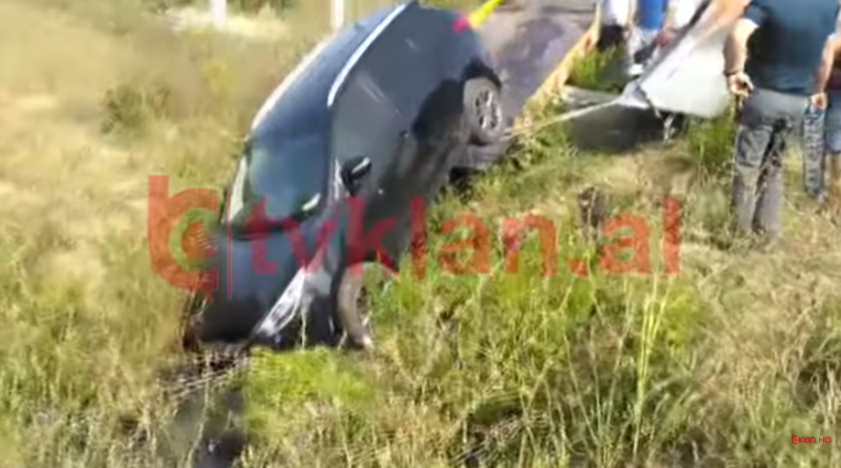 Aksidentohet në Gjirin e Lalëzit makina e Drejtorit të Spitalit Ushtarak