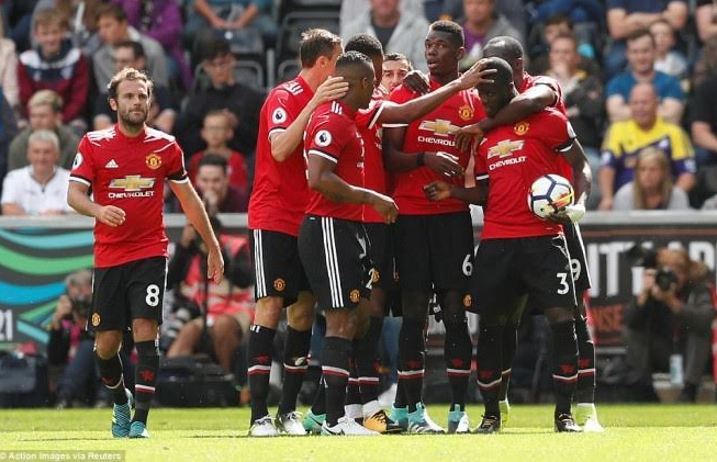 Mancester United spektakolar, 4-0 me Swansean