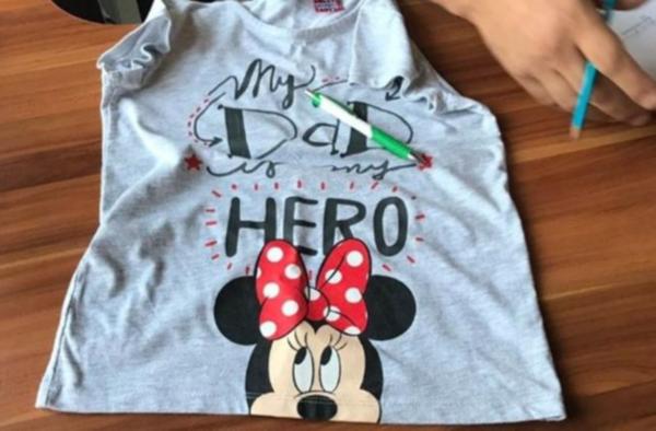 Arrestohet vogëlushja që mbante veshur bluzën “Babai im, Heroi im”