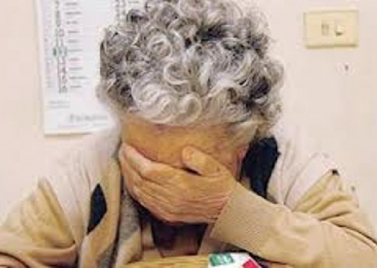 Mbesa rreh gjyshen në Durrës