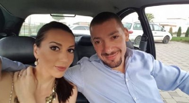 Këngëtarja shqiptare bëhet nënë për herë të parë,ja si duket vajza e porsalindur (FOTO)