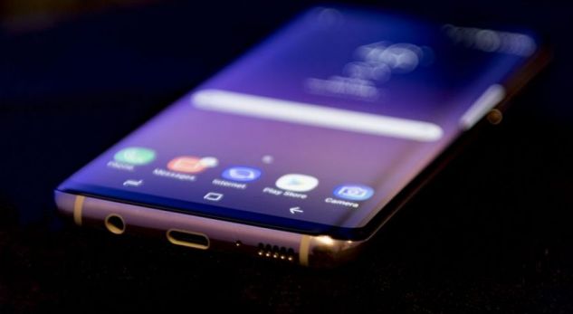Samsungu mbetet lider në tregun botëror, ja kush e ndjek pas