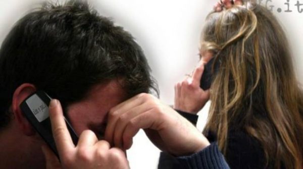 190 telefonata brenda ditës, Shqiptari prangoset pas përndjekjes së ish të dashurës