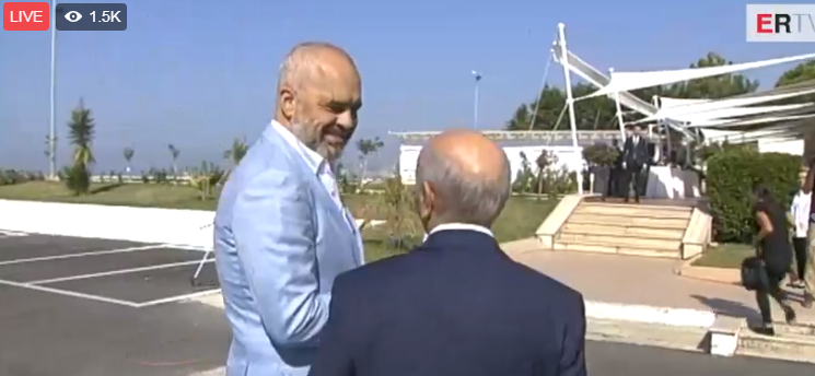 LIVE/ Kryeministrat e rajonit mbërrijnë në Durrës, priten nga Rama (VIDEO)
