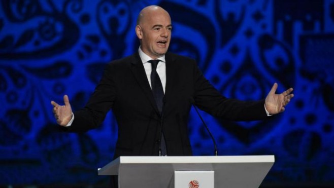 10 njerëzit më të pushtetshëm në botën e futbollit!