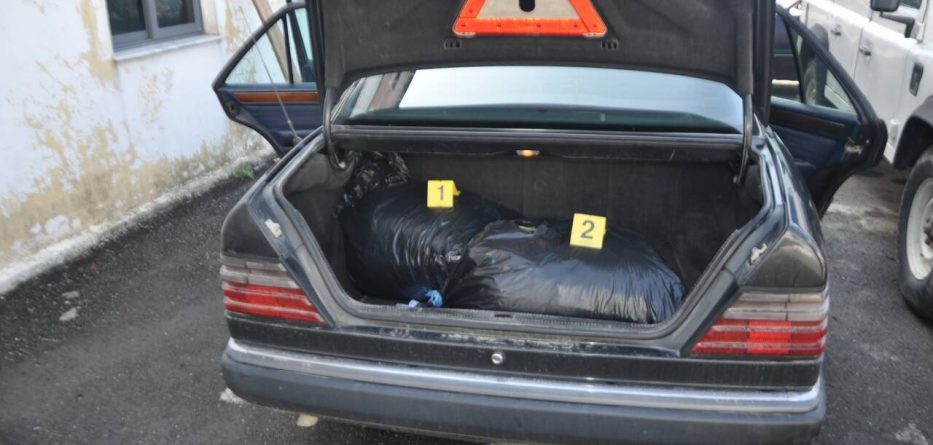 Transport kanabisi me “Benz”, dy në pranga