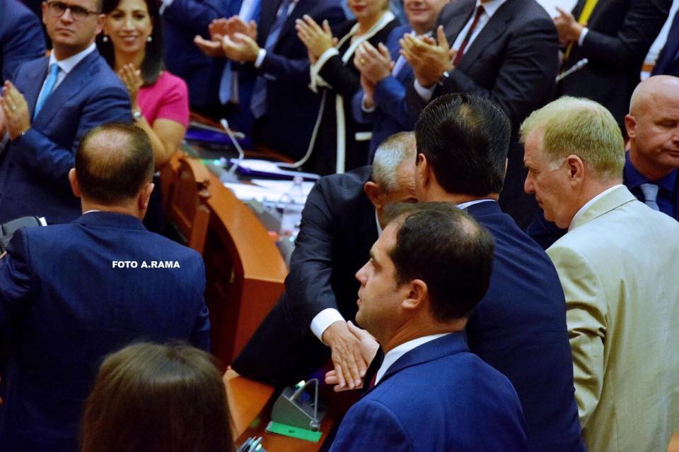 Patozi: Demokratët nuk e meritojnë këtë përfaqësim poshtërues