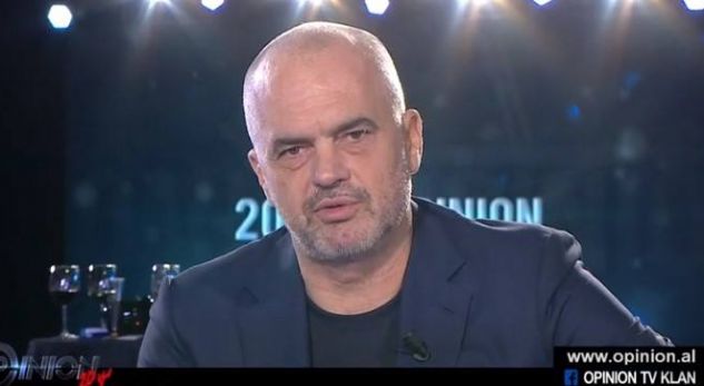 Jo kryeministër, Edi Rama “nis punë” si gazetar! (VIDEO)