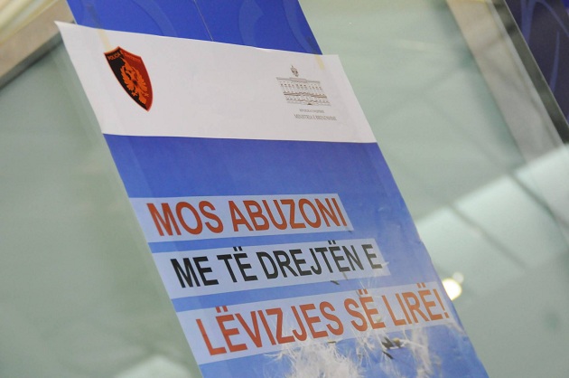 Aksion kundër azilkërkimit, “Mos abuzoni me të drejtën e lëvizjes së lirë” (FOTO+VIDEO)