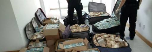 Policia zbulon 13 milion euro në apartamentin e ish-ministrit