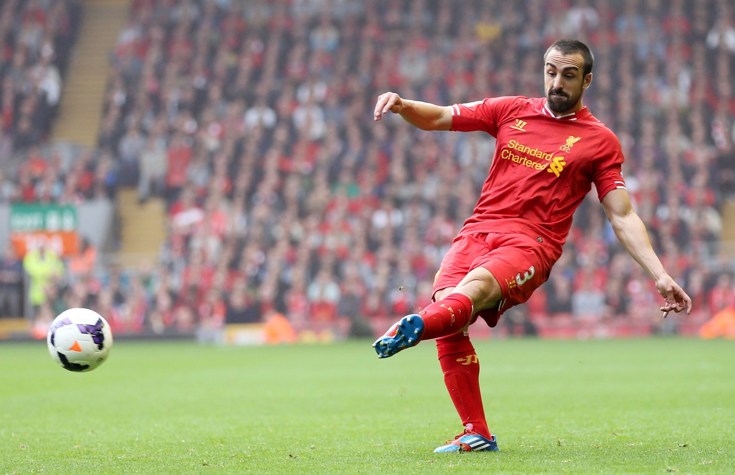 31-vjeçari lë futbollin për një arsye shumë të rëndësishme