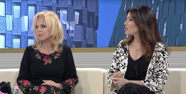 Sherr mes Inva Mulës dhe Zana Çelës për fondet e shfaqjes