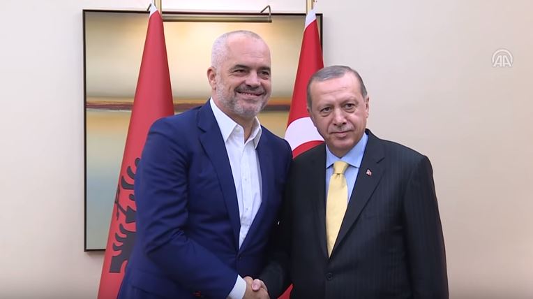 Kryeministri Rama takon Presidentin Erdogan në New York (FOTO)