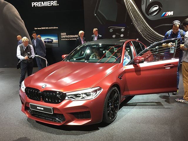 Risitë e reja të modelit BMW Serie 5 “First Edition” (FOTO)