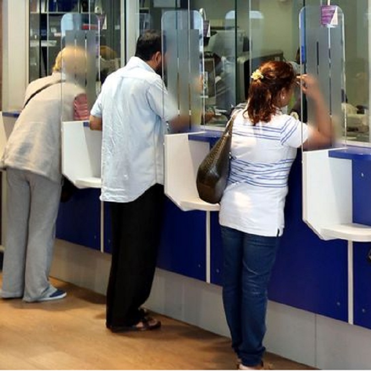 Tronditet burri me bankën në Durrës: Pas 17 vjetësh, më thanë s’keni para