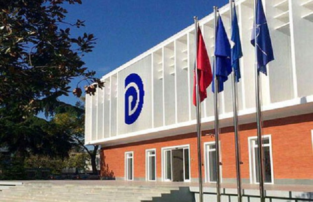 PD thirrje PS: Fund lojës me plehrat