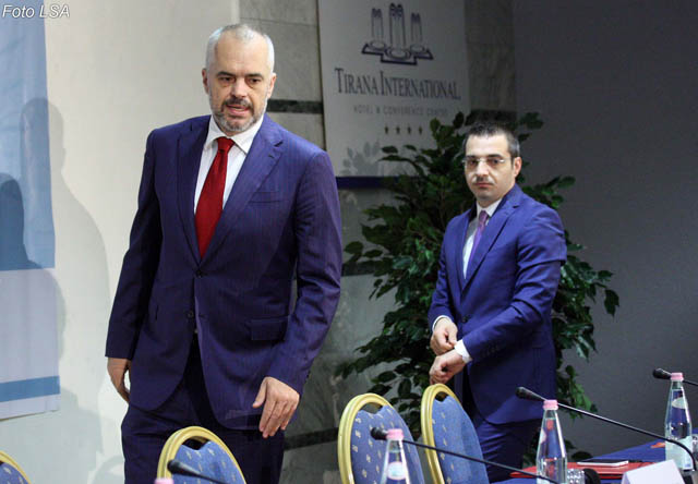 Rama shpall detyrën e re të Saimir Tahirit