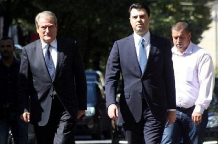 Gazetari letër publike Berishës: E vërteta për Sokol Olldashin dhe Lulin që ti meriton