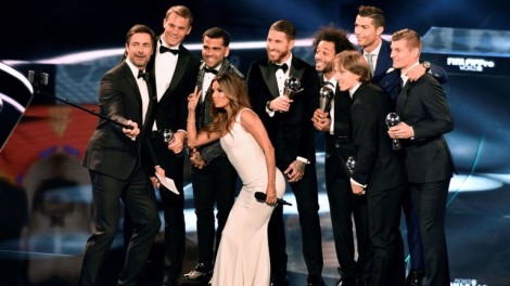 Formacioni më i mirë i vitit/ FIFA shpall emrat e lojtarëve