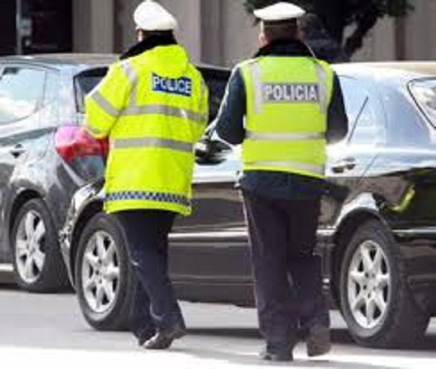 Drejton automjetin pa u paisur me leje drejtimi, arrestohet në flagrancë nga Policia