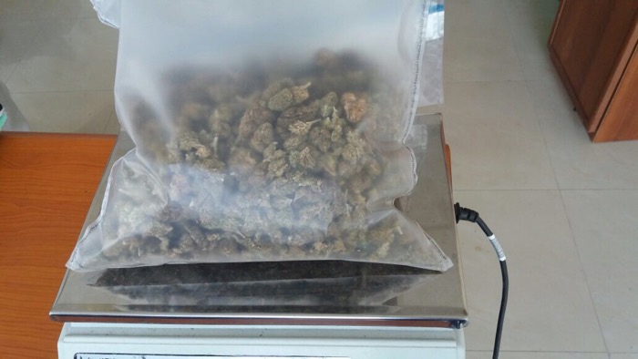 Kapet i riu nga Durrësi me drogë me vete dhe në banesë