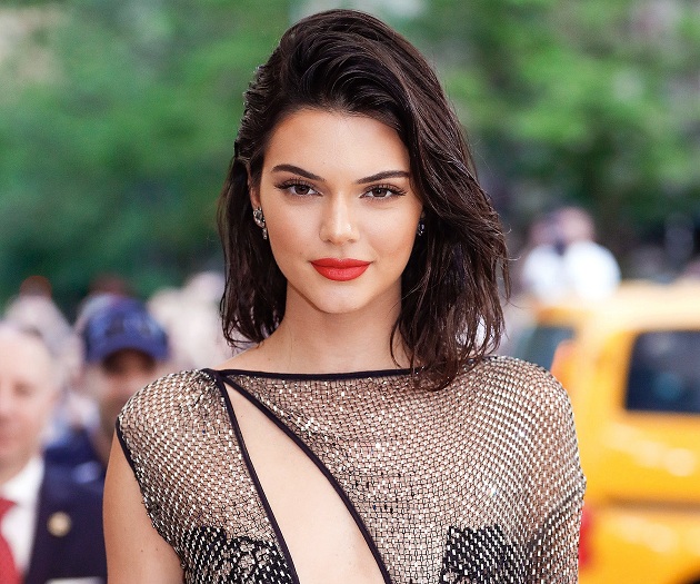 Në shtrat me Kendall Jenner&#8230;(VIDEO)