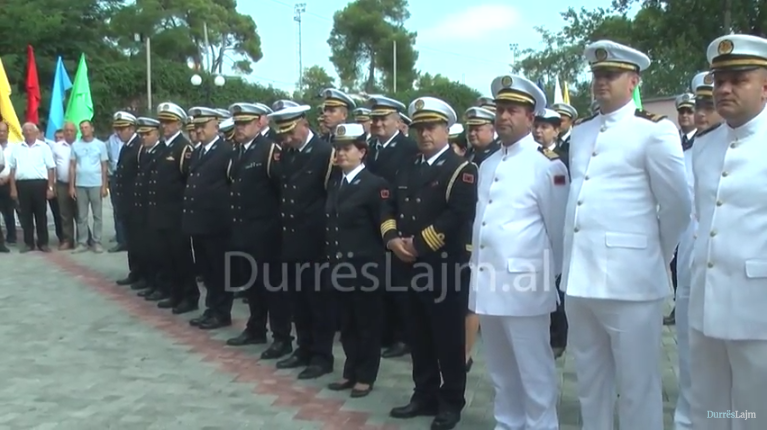 Durrës, për herë të parë 2 femra, në misionin ushtarak në Egje (VIDEO)