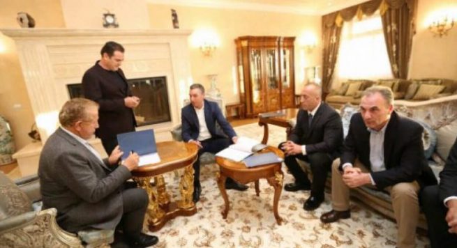 Qeveria e re e Kosovës, kjo është marrëveshja për ndarjen e ministrive