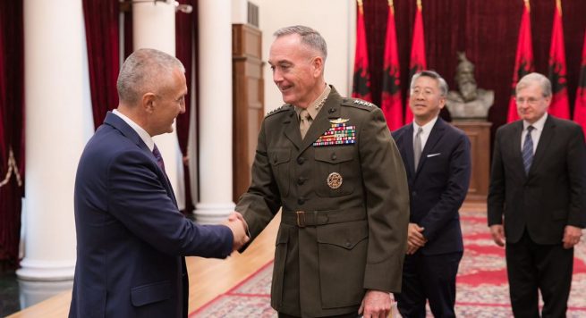 Meta pret Shefin e Shtabeve të Bashkuara: Marrëdhëniet me SHBA-në , rëndësi parësore dhe strategjike