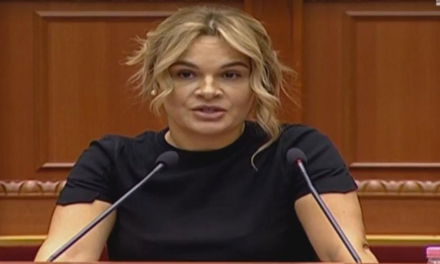 Monika Kryemadhi: Programi Ramës, “program batutash”