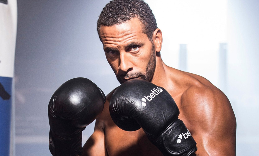 Nga futbolli te grushtet, jeta e re e Ferdinand