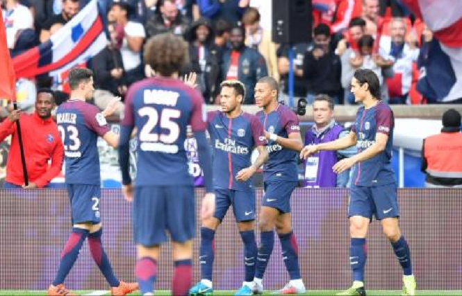 Paris SG fiton frikshëm, Neymar dhuron spektakël